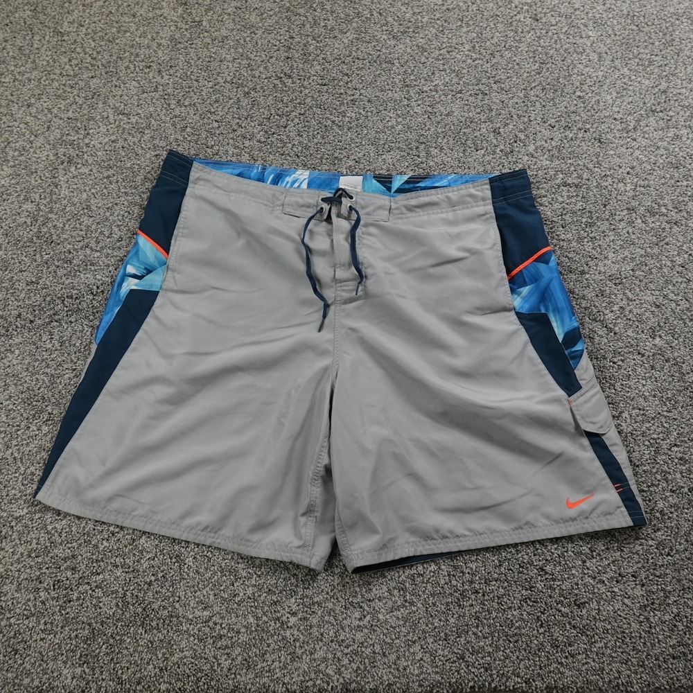 Nike Shorts Mens 2XL Gray Swoosh Hybrid Cargo Surf Board Swim Trunks Drawstring